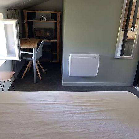 Petite Maison Type Loft En Plein Bourg D'Ambazac Екстер'єр фото